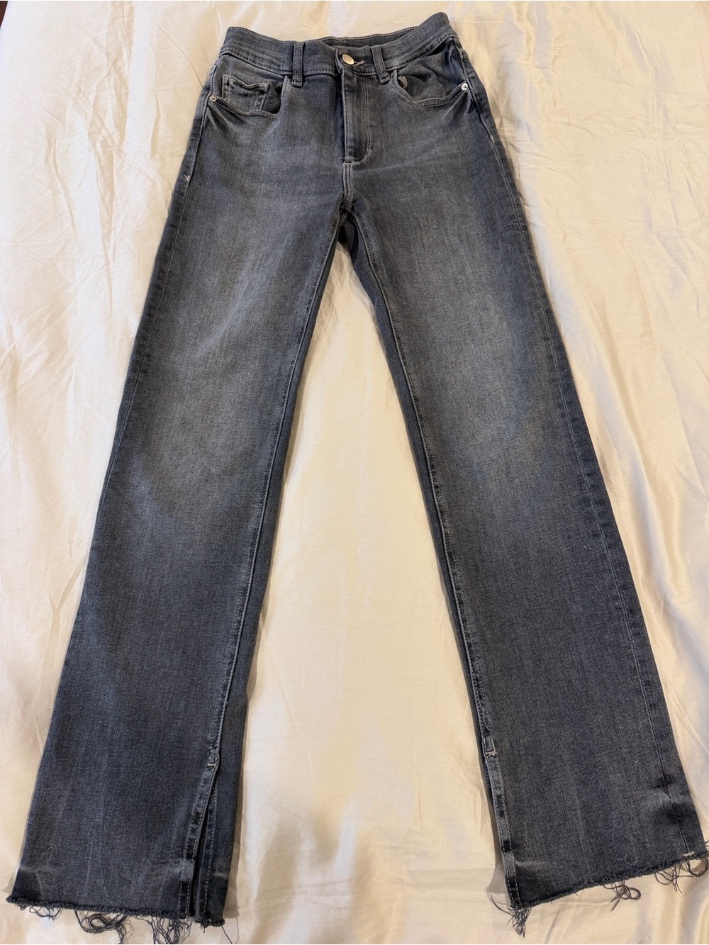 DL1961 Women’s Black Slim Jeans with Contrast Stitching